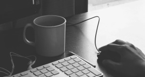 Christian Siriano’s Spring 2015 Collection: Great For Sarah Hyland