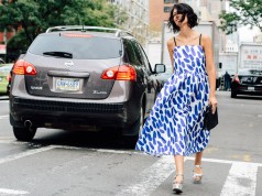 Rihanna Goes Sporty Chic In Crop Top & Leggings — Shop Exact Look