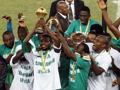 PHOTO: Coutinho all smiles with £50 million superstar after Brazil win