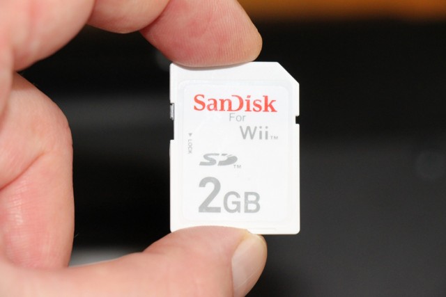 FCC chair accuses Verizon of throttling unlimited data to boost profits