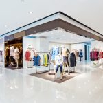 Outdoor kitchen decorating: Furnish and accessorize with fun and flair