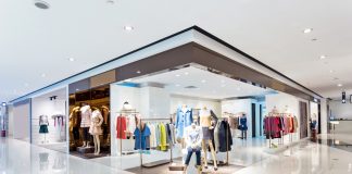 Outdoor kitchen decorating: Furnish and accessorize with fun and flair