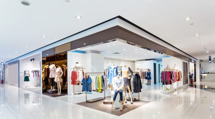 Outdoor kitchen decorating: Furnish and accessorize with fun and flair