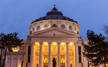 Decorating your home on a budget Partners with SupperWorks