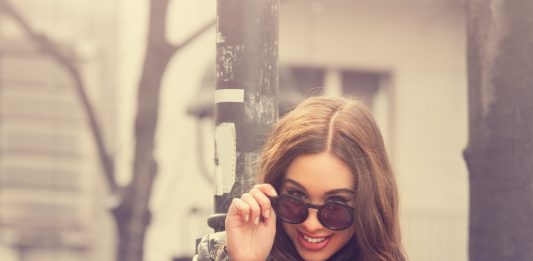 Academy of Country Music Awards 2015 Red Carpet Fashion