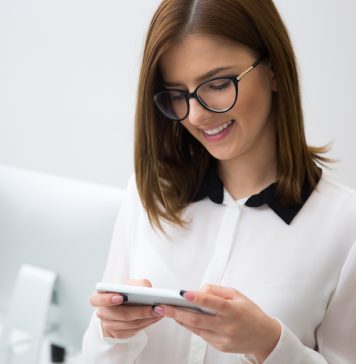 BMW teases new 7 Series with gesture control tech, LCD display key