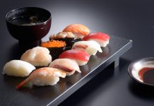 Scallop and mango summer rolls with spiced peanut dip recipe