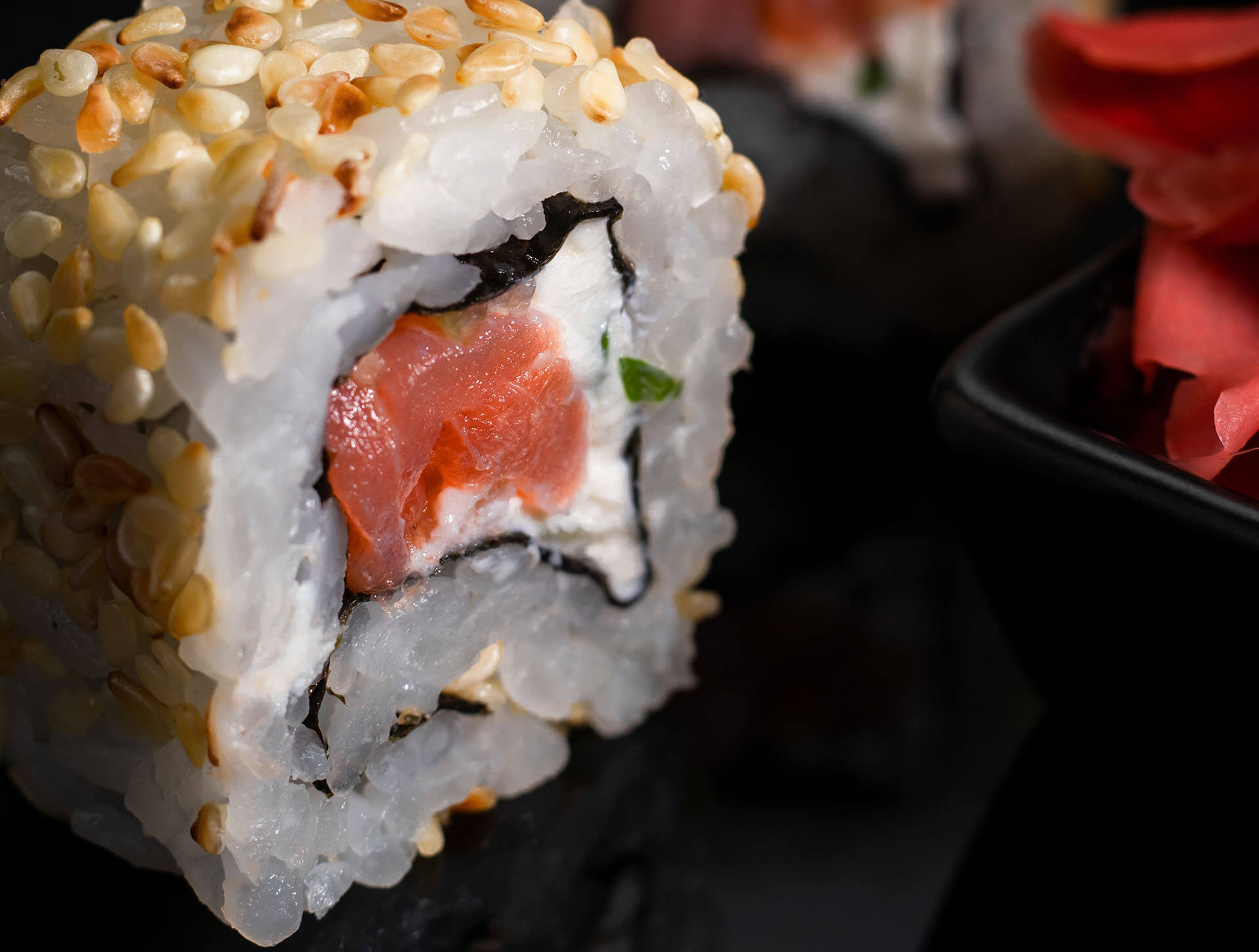 The Steps of How To Make Sushi - Art Blog PRO