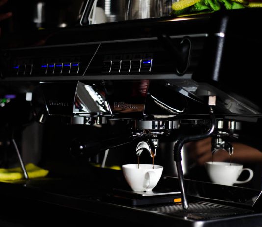 How to clean your coffee grinder properly