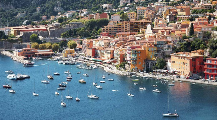 12 Beautiful Beach Town Bargains