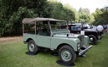 Land Rover Recreates 1948 Production Line