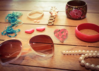 Spring Accessory With Personality