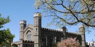 10 Things About College Campuses