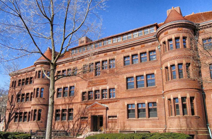 UK Students Continuing to Look Overseas