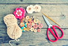 How to Make DIY Spring Art Using Only Buttons