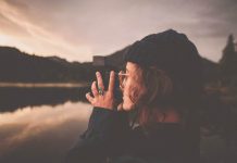 How to Snag a Pair of Snapchat Spectacles Online