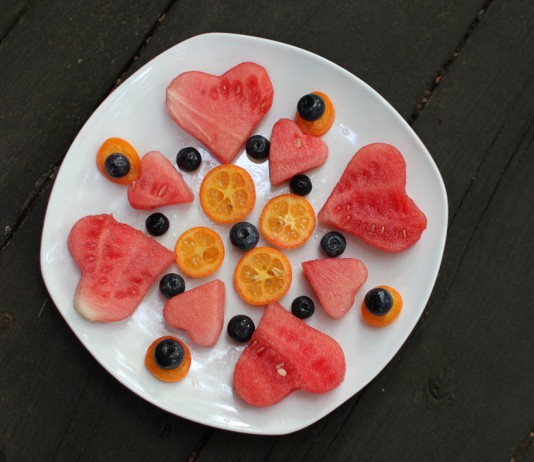 Easy breakfast! 4 healthy smoothie bowl recipes to start