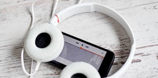 Taylor Swift’s Stylish Separates In Germany – Shop Them Here