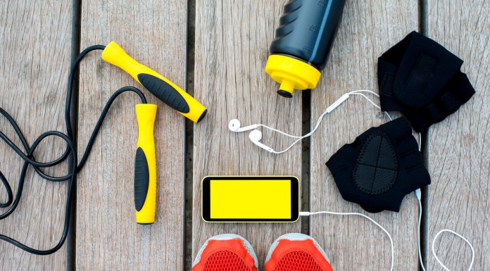 OneNote for iOS and Mac lets you attach files