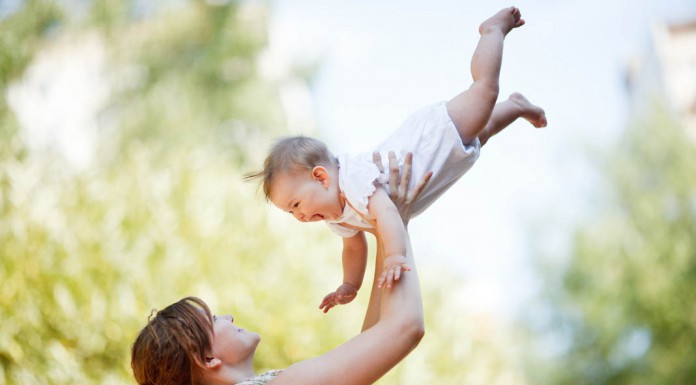 Oscar’s Anne Hathaway Had a Baby Shower