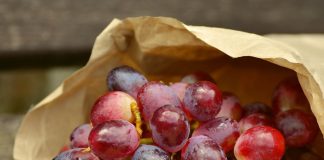 Dining: Rose grapes with fresh goat cheese